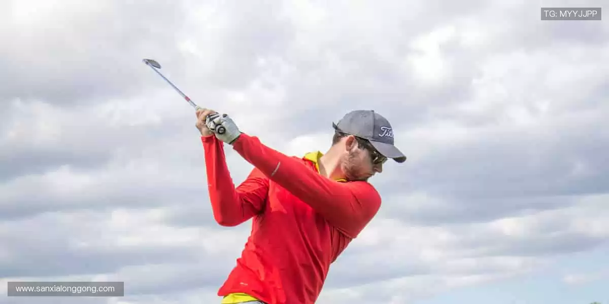 正品周边彰显态度，球迷专属热血收藏🎯